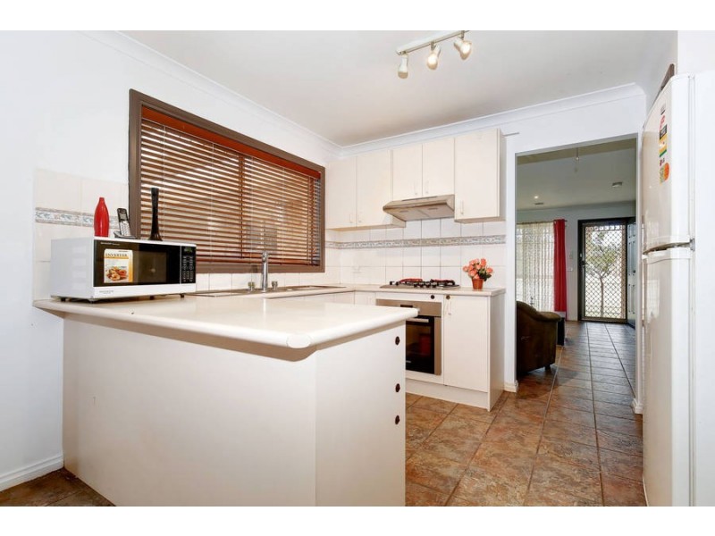 17 Kasem Drive, Werribee VIC 3030