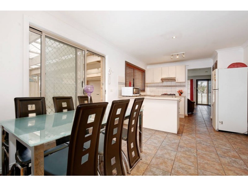 17 Kasem Drive, Werribee VIC 3030