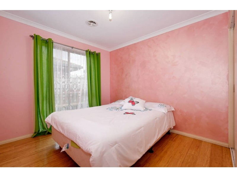 17 Kasem Drive, Werribee VIC 3030