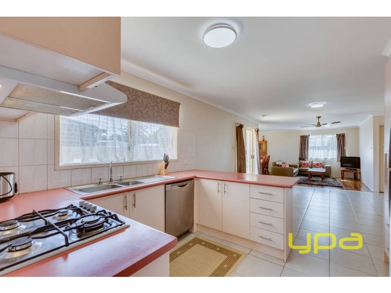 10 Chigwell Court, Hoppers Crossing VIC 3029