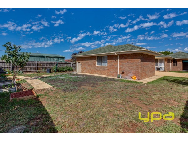 10 Chigwell Court, Hoppers Crossing VIC 3029