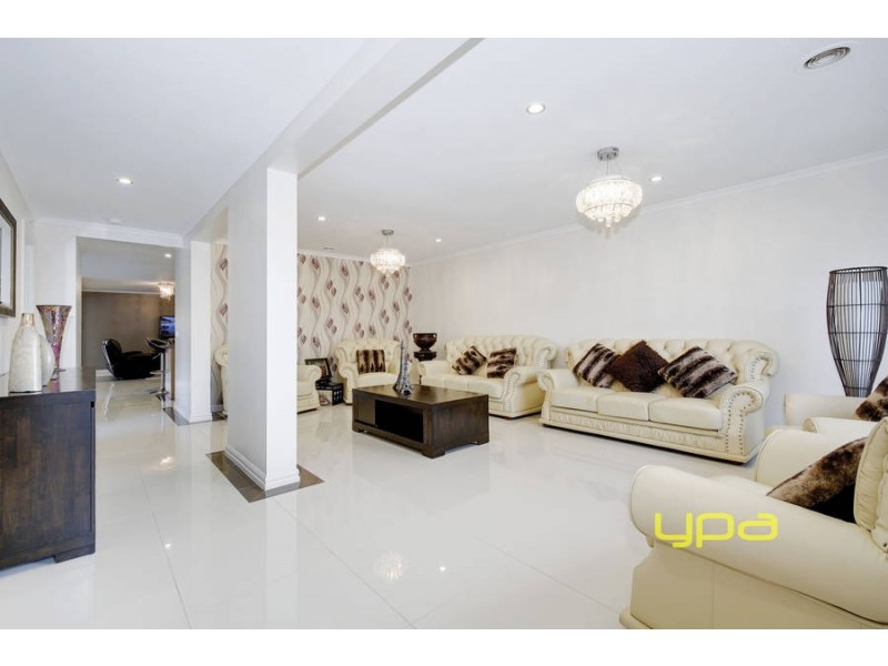 4 Kingsfield Way, Truganina VIC 3029