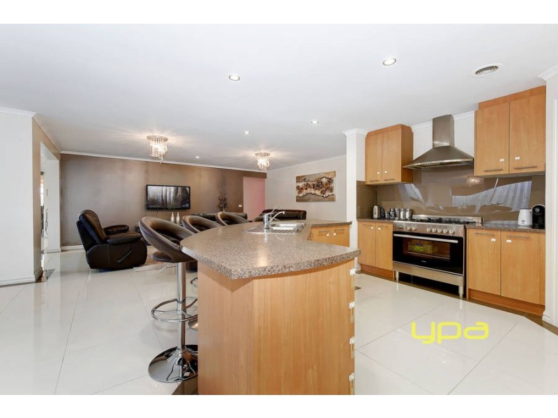 4 Kingsfield Way, Truganina VIC 3029