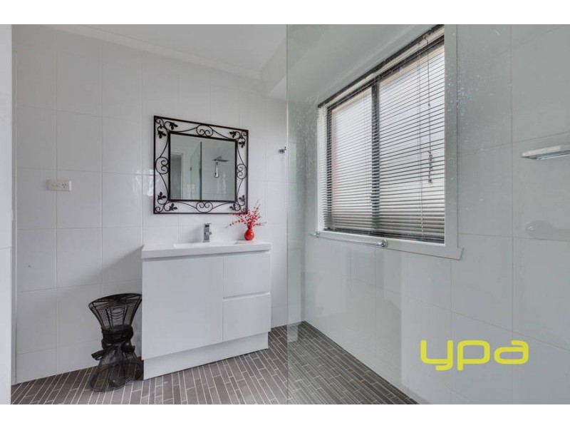 10 Shearwater Court, Hoppers Crossing VIC 3029