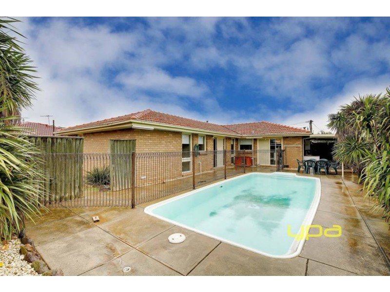 30 Grant Avenue, Werribee VIC 3030