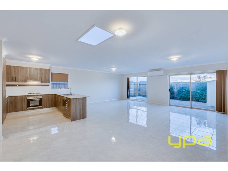 2/98 Walls Road, Werribee VIC 3030