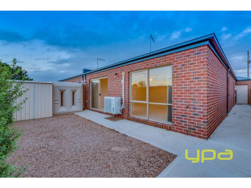 2/98 Walls Road, Werribee VIC 3030