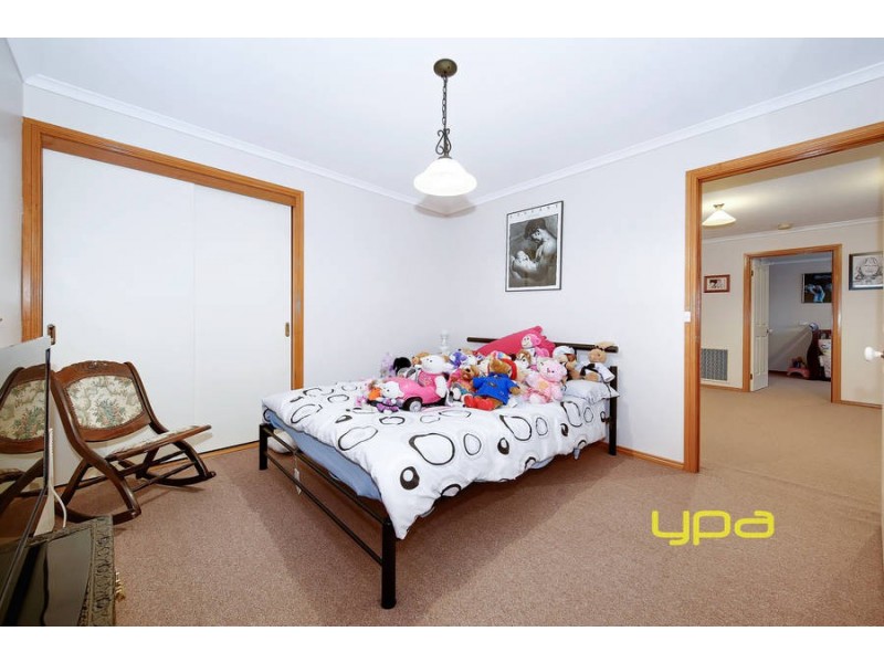 35 Abbotswood Drive, Hoppers Crossing VIC 3029