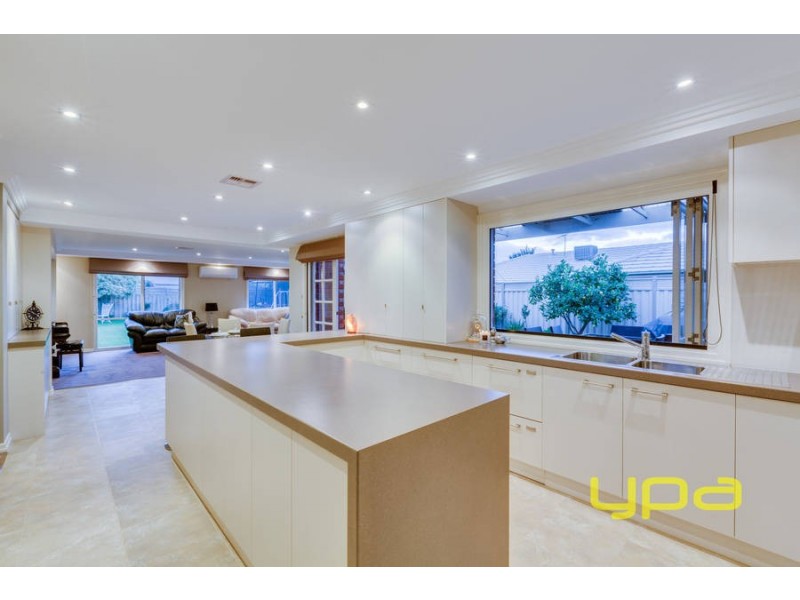 9 Alexandria Way, Werribee VIC 3030