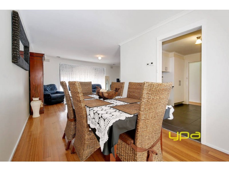 17 Patterson Avenue, Hoppers Crossing VIC 3029