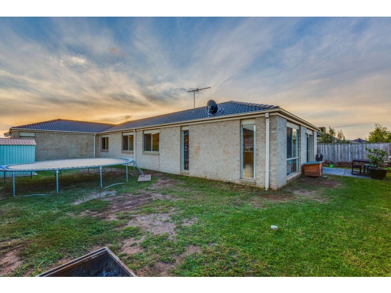 10 Dylan Street, Tarneit VIC 3029