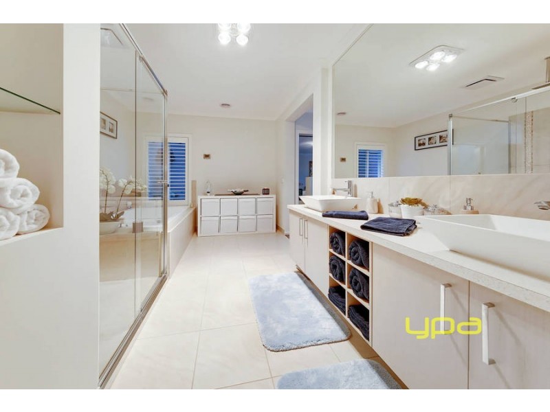 3 Eagleridge Promenade, Tarneit VIC 3029
