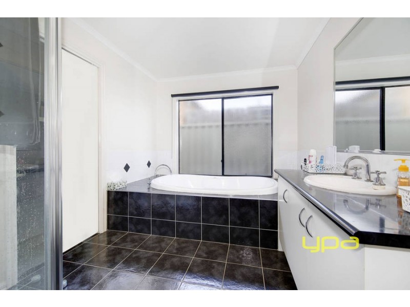 179 Thames Boulevard, Tarneit VIC 3029