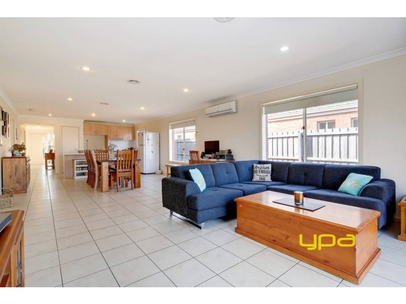 9 Fatham Drive, Wyndham Vale VIC 3024