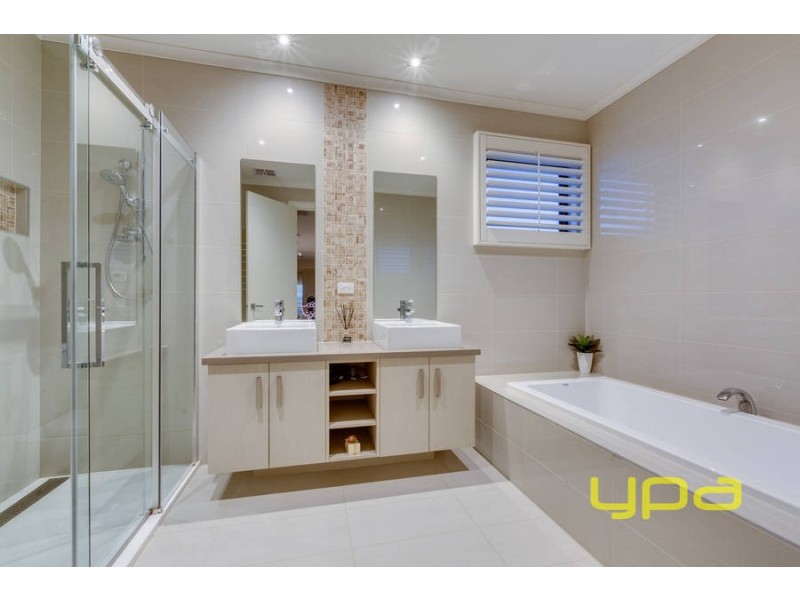 10 Sarah Place, Werribee VIC 3030