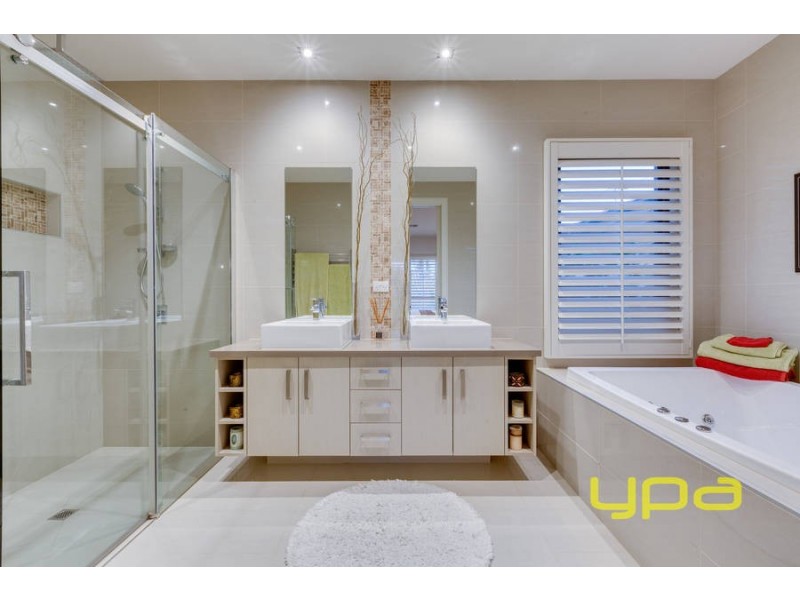 10 Sarah Place, Werribee VIC 3030