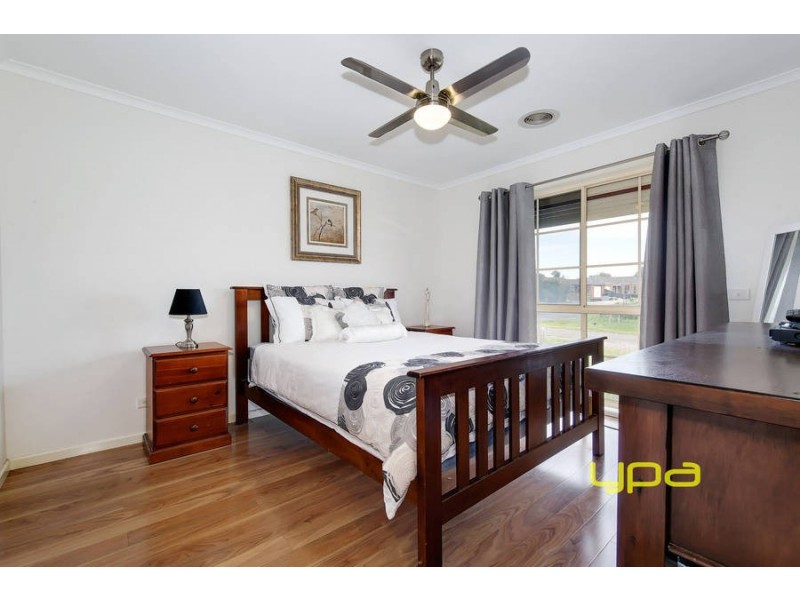 16 Quarrion Court, Hoppers Crossing VIC 3029