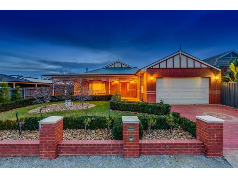 8 Chiswick Court, Tarneit VIC 3029