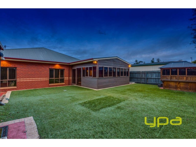 8 Chiswick Court, Tarneit VIC 3029