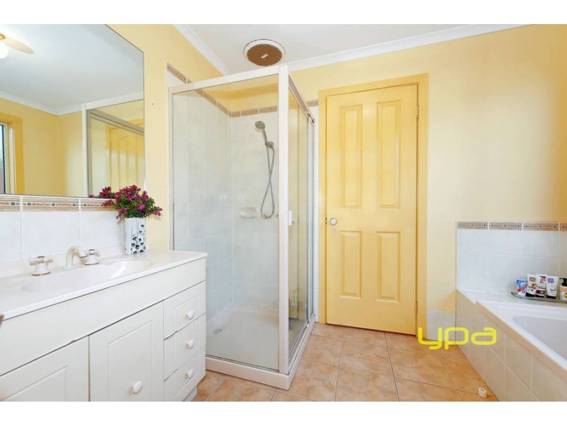 3 Huntley Terrace, Truganina VIC 3029