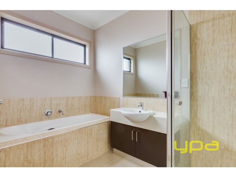 13 Barron Street, Tarneit VIC 3029