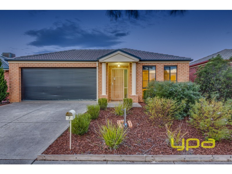 7 Desert Gum Terrace, Wyndham Vale VIC 3024