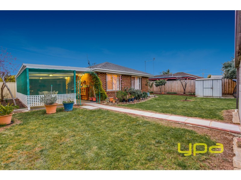14 Julier Crescent, Hoppers Crossing VIC 3029