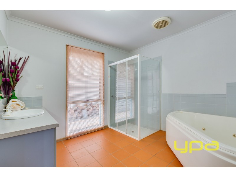 9 Lena Court, Hoppers Crossing VIC 3029