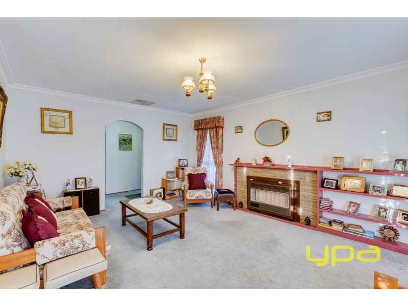 2 Durham Crescent, Hoppers Crossing VIC 3029