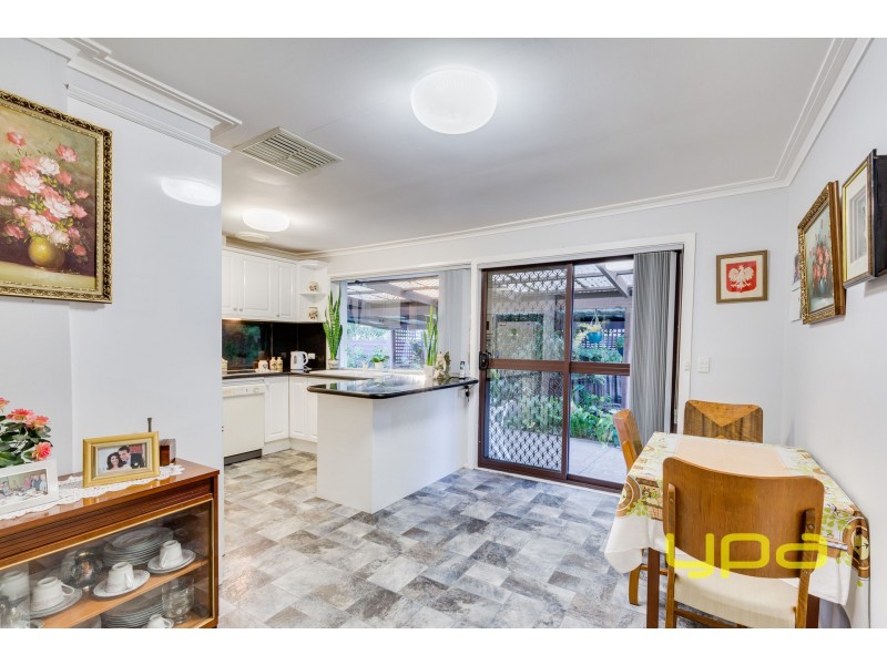 2 Durham Crescent, Hoppers Crossing VIC 3029