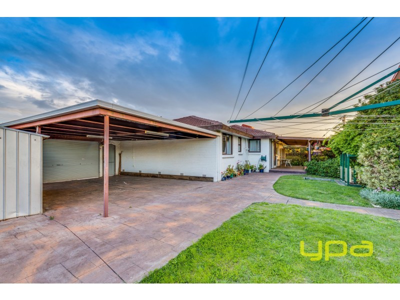 2 Durham Crescent, Hoppers Crossing VIC 3029