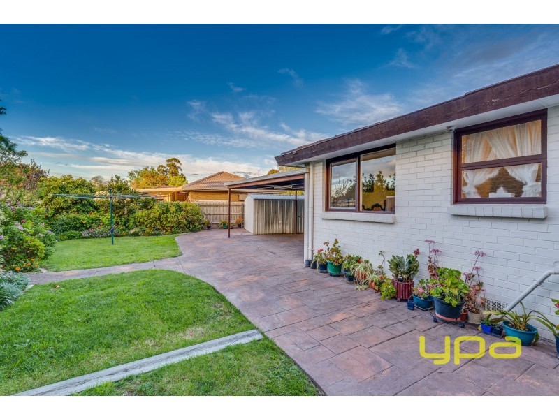 2 Durham Crescent, Hoppers Crossing VIC 3029