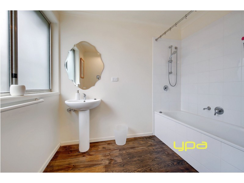 4 Lachlan Court, Werribee VIC 3030