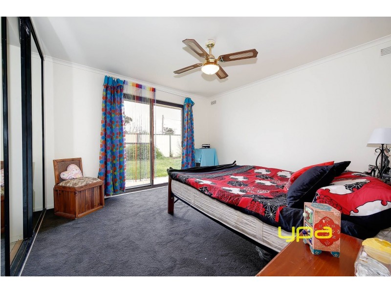 12 Daphne Crescent, Werribee VIC 3030