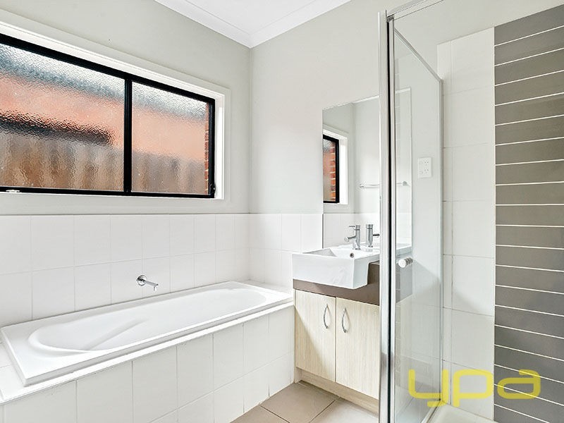 6/49-55 Rosella Avenue, Werribee VIC 3030