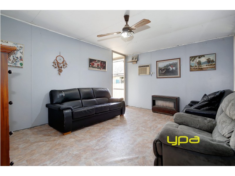 1 Muirhead Crescent, Werribee VIC 3030