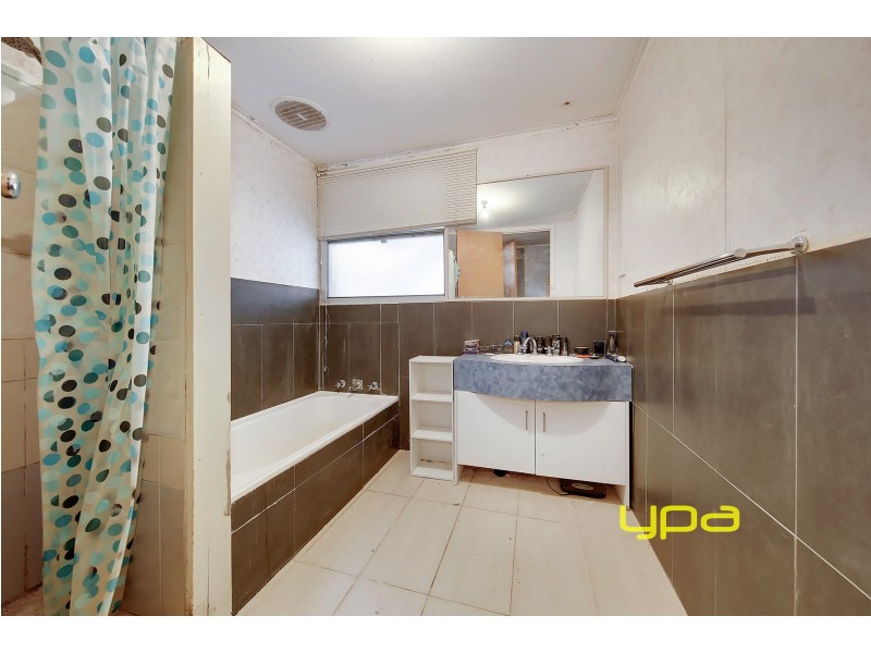 1 Muirhead Crescent, Werribee VIC 3030