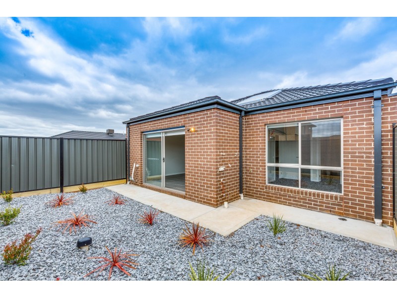 10 Edmonton Avenue, Truganina VIC 3029