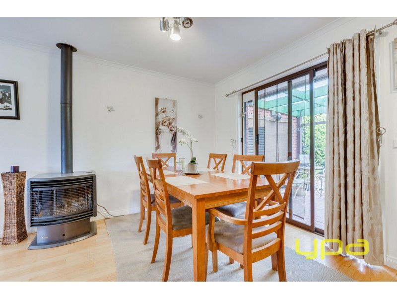 15 Argyle Crescent, Werribee VIC 3030