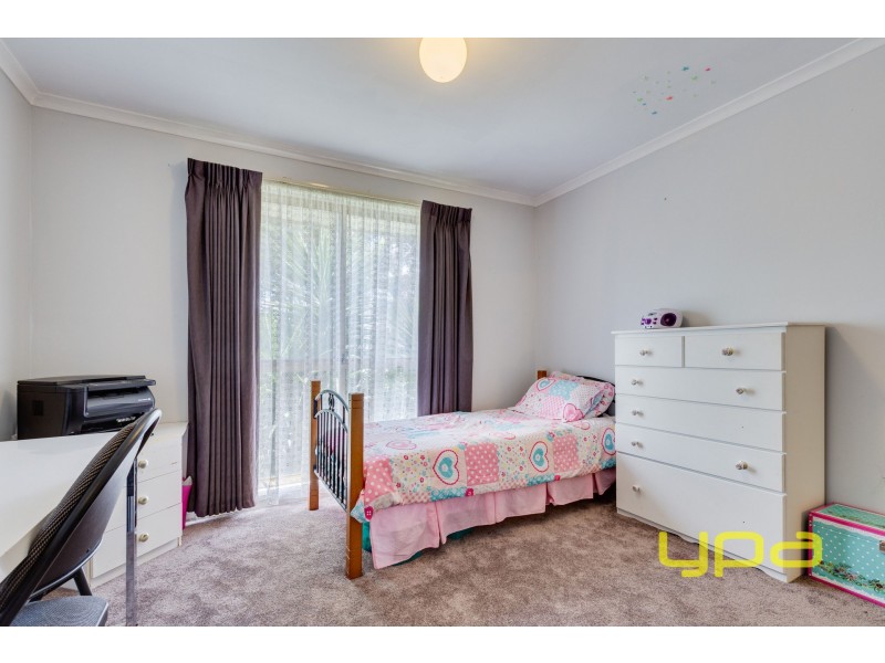 4 Whimbrel Court, Werribee VIC 3030