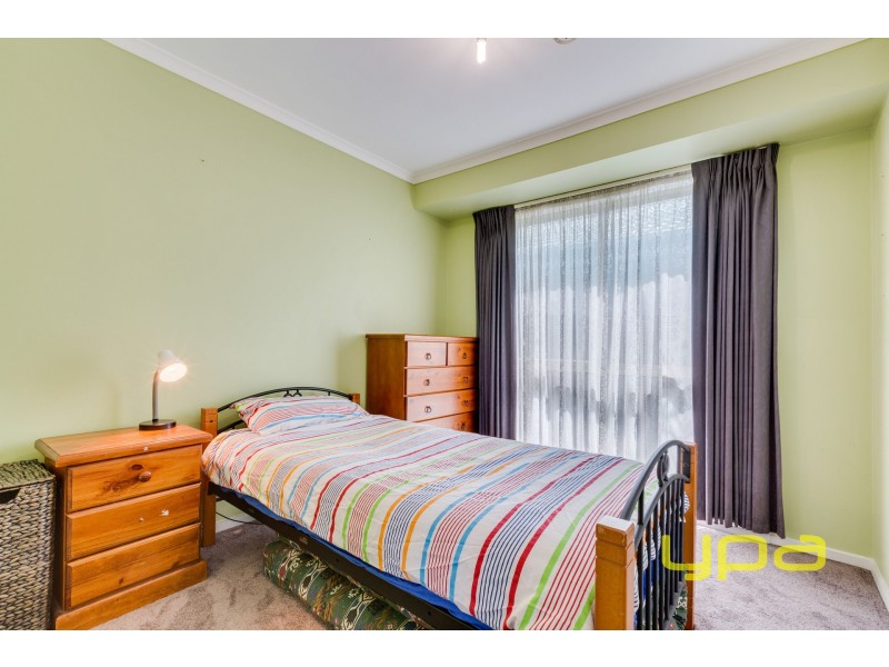 4 Whimbrel Court, Werribee VIC 3030