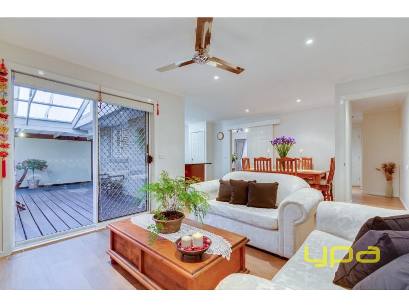 102 Grevillea Crescent, Hoppers Crossing VIC 3029