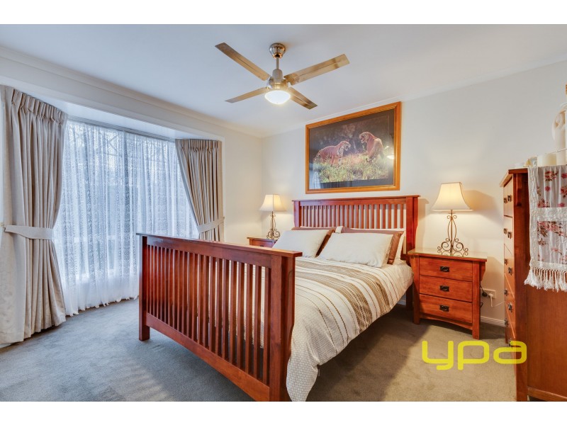 102 Grevillea Crescent, Hoppers Crossing VIC 3029