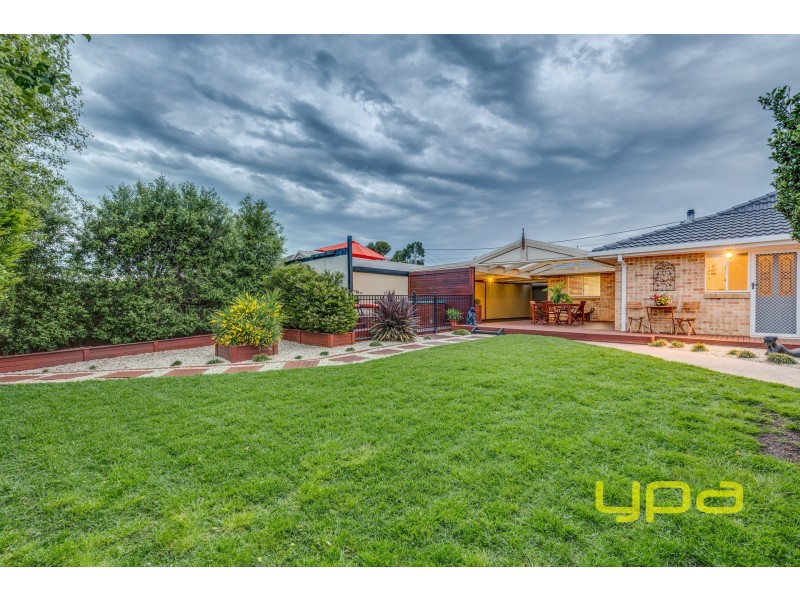 102 Grevillea Crescent, Hoppers Crossing VIC 3029