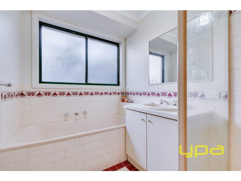 2 Mailrun Court, Hoppers Crossing VIC 3029