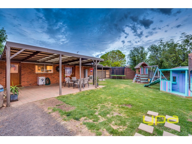 4 Allawah Court, Hoppers Crossing VIC 3029