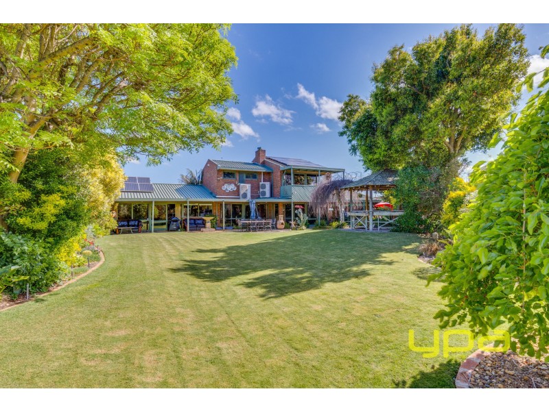 1 Talia Court, Werribee VIC 3030