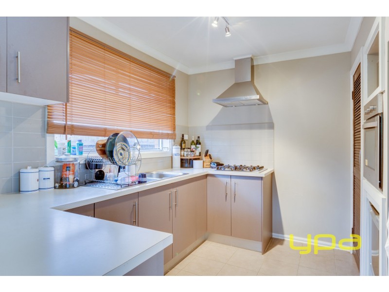 27 Smeaton Avenue, Hoppers Crossing VIC 3029