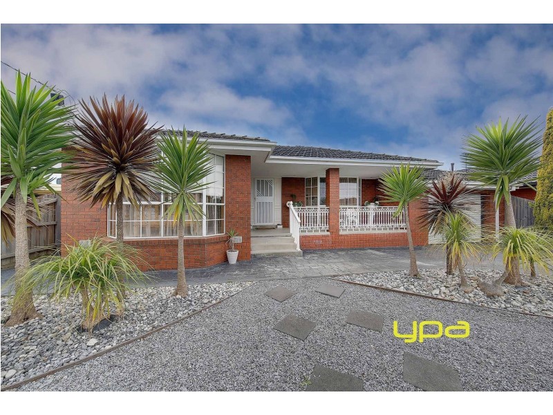 11 Whimbrel Court, Werribee VIC 3030