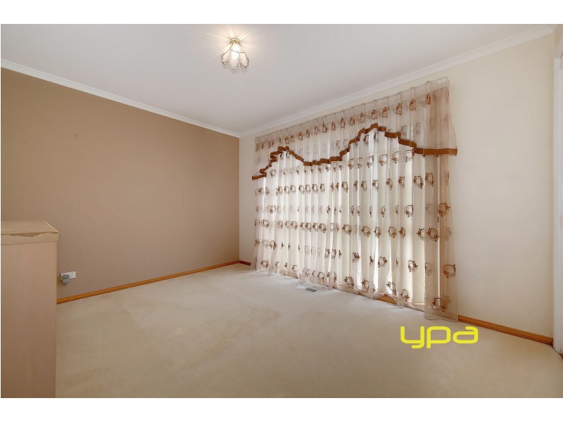 11 Whimbrel Court, Werribee VIC 3030